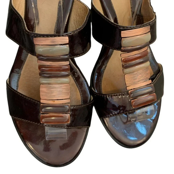 Sofft Heels Sandals Womens 8 Brown Beaded Leather Vacation Beach Wedding Comfort - Picture 4 of 8